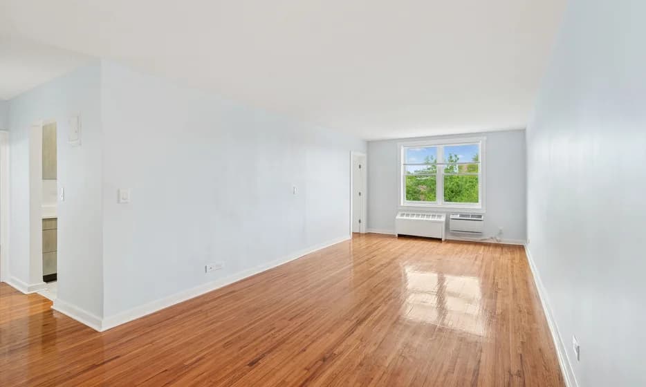 2160 Matthews Avenue #04U, Bronx, NY 10462 1