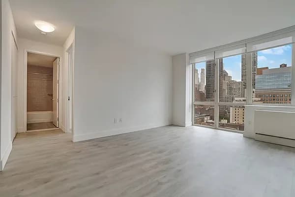 400 East 66 Street #15C, Manhattan, NY 10065 apartment_living_room 1
