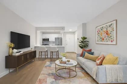 776 6 Ave #32I, Manhattan, NY 10001