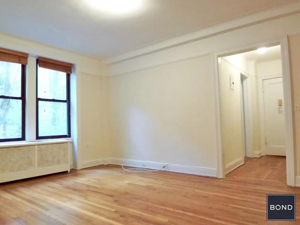 220 West 71 Street #23, Manhattan, NY 10023 1