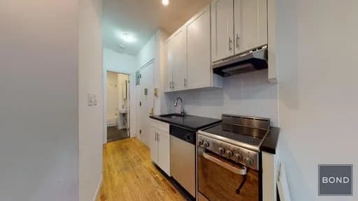 24 King Street #9, Manhattan, NY 10014