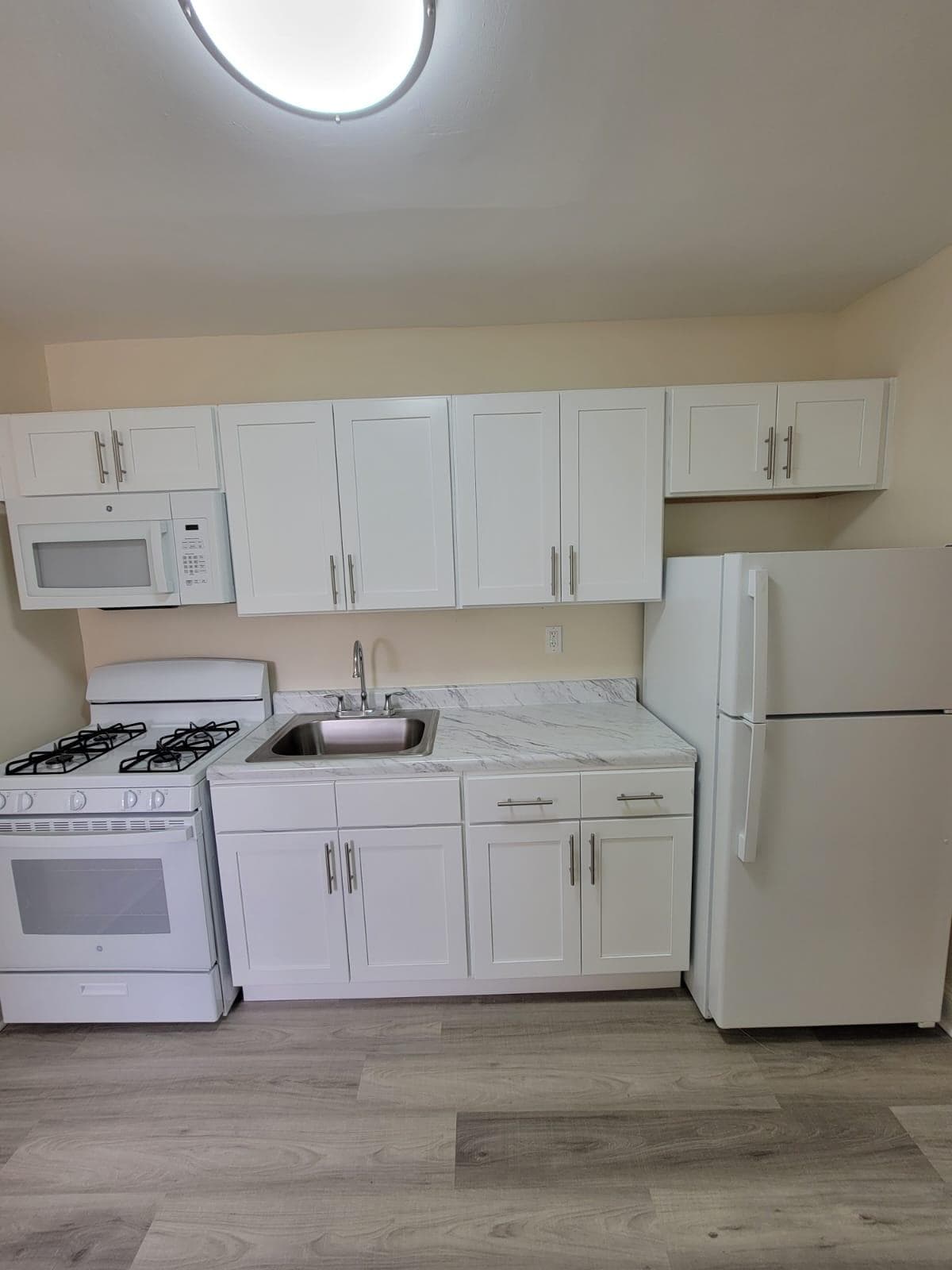 2661 West 2 Street #3B, Brooklyn, NY 11223 100