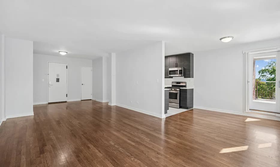 1135 Pelham Parkway North #05D, Bronx, NY 10469 1