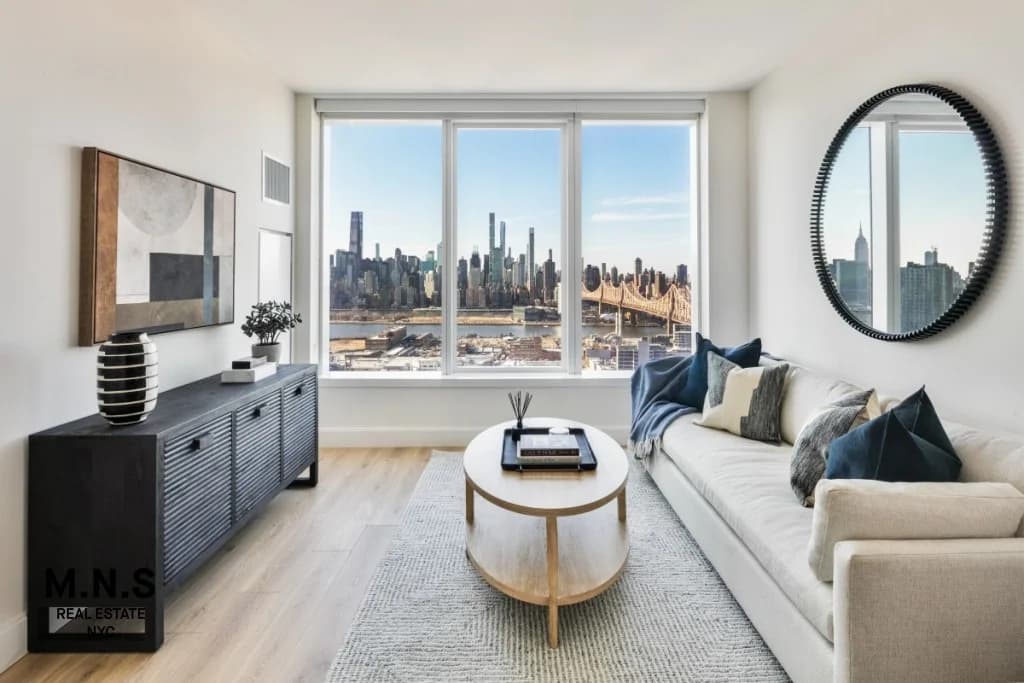 23-15 44 Rd #63R, Queens, NY 11101 1