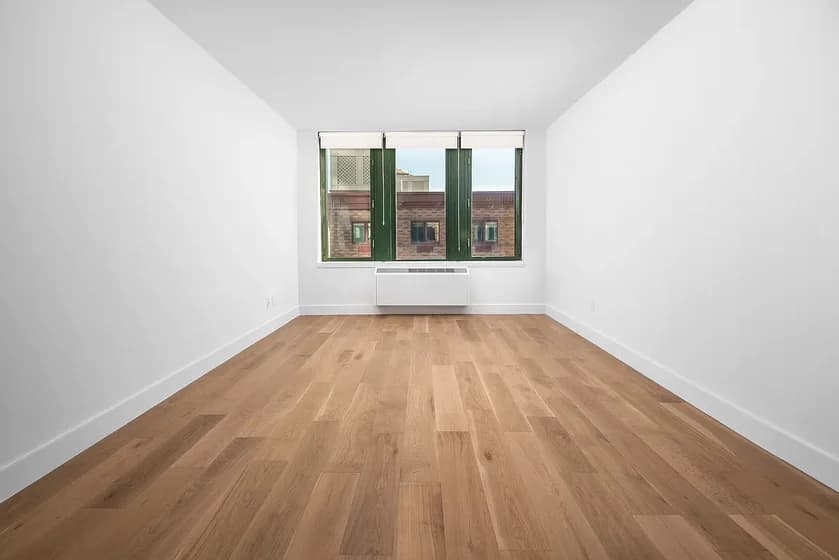 70 Battery Place #225, Manhattan, NY 10280 apartment_living_room 1