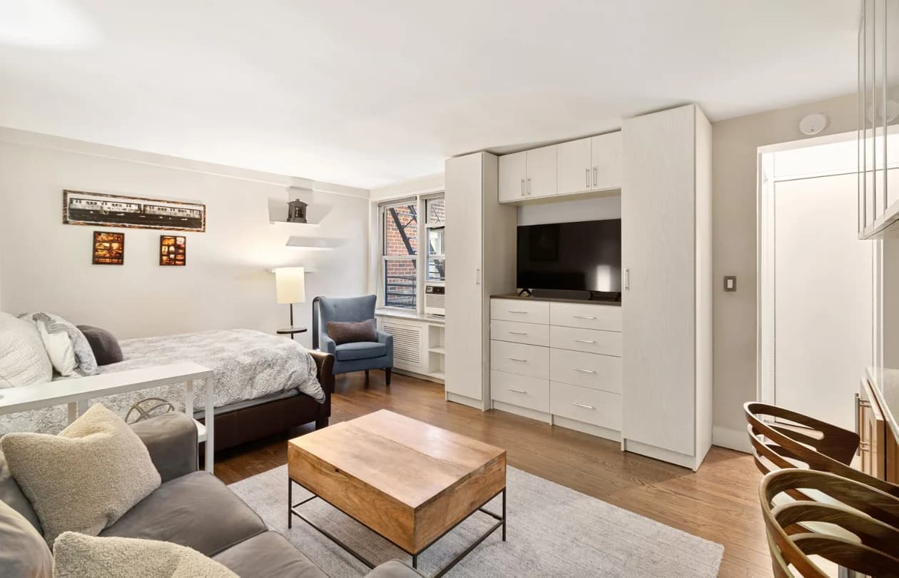 60 East 9 Street #514, Manhattan, NY 10003 1