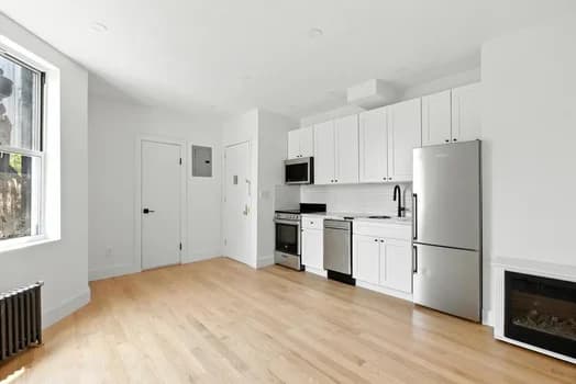 75 Baxter Street #32, Manhattan, NY 10013