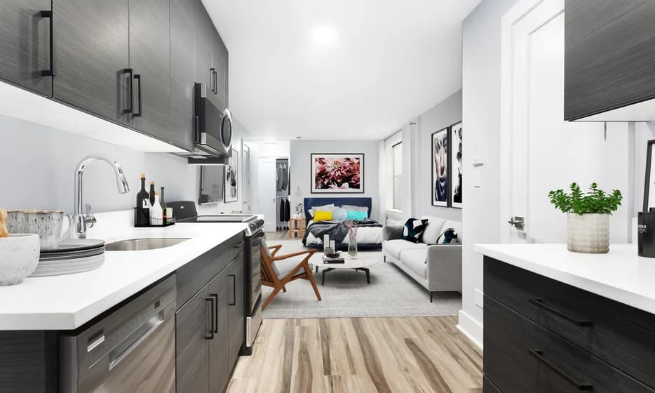 20-30 Seagirt Boulevard #04B, Queens, NY 11691 1