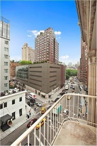 127 4 Ave #6E, Manhattan, NY 10003 1