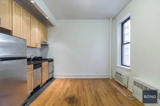 234 E 87 St #3B, Manhattan, NY 10028