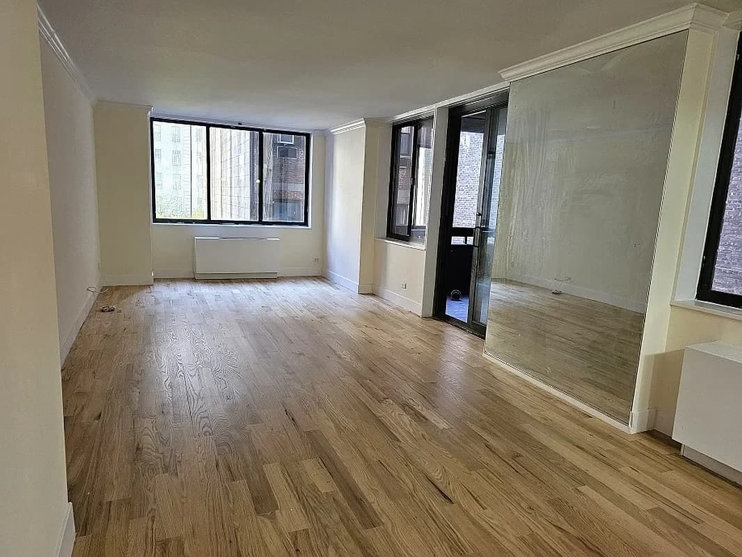 347 West 57 Street #5-F, Manhattan, NY 10019 apartment_living_room 1