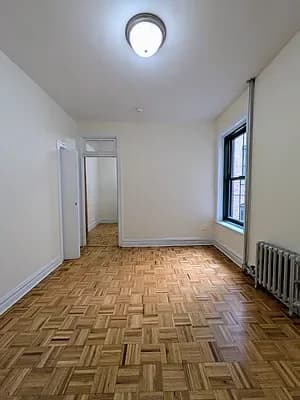 510 East 79 Street #5E, Manhattan, NY 10075 apartment_living_room 1