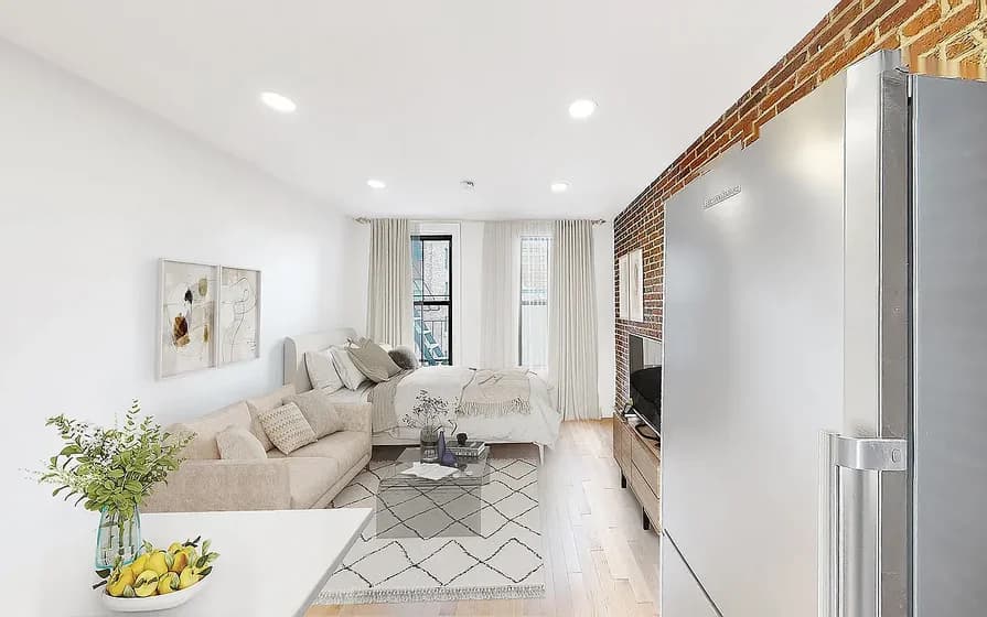 75 Pineapple Street #5D, Brooklyn, NY 11201 apartment_living_room 1