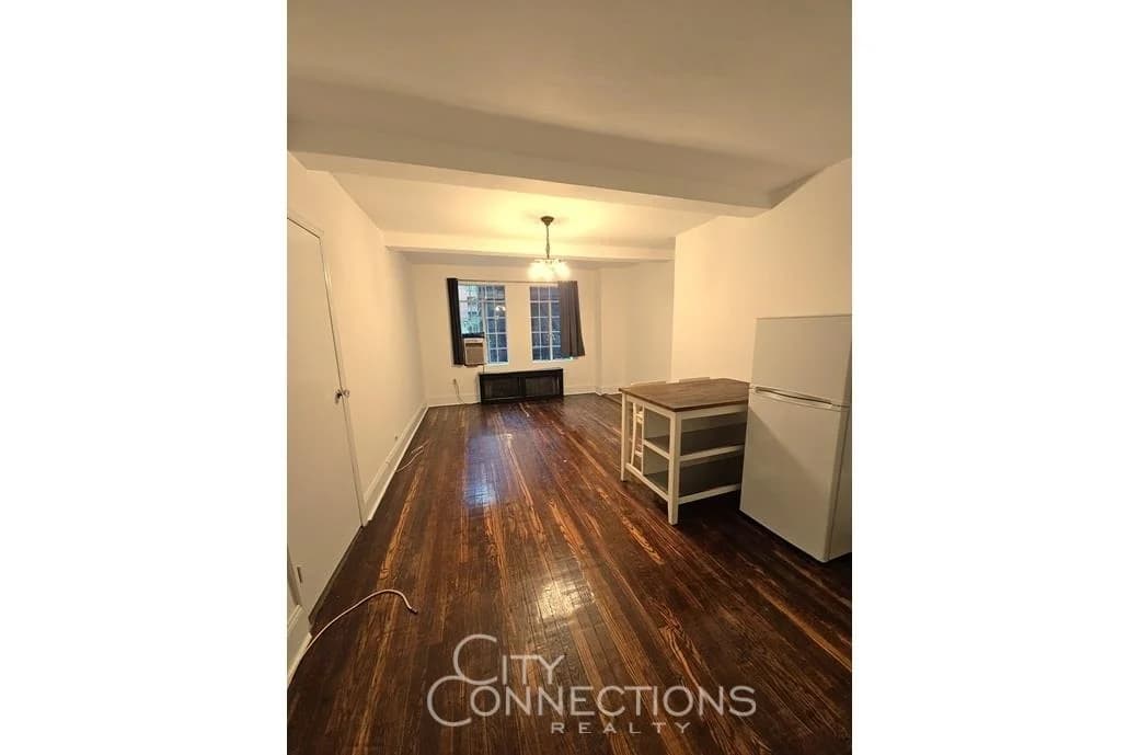 324 East 42 Street #313, Manhattan, NY 10017 1