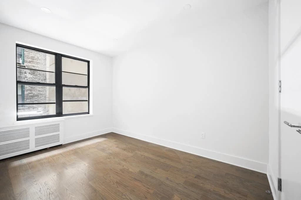 226 E 70 St #1H, Manhattan, NY 10021 1