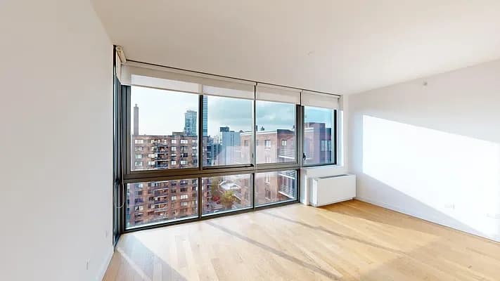 808 Columbus Avenue #16K, Manhattan, NY 10025 apartment_living_room 1