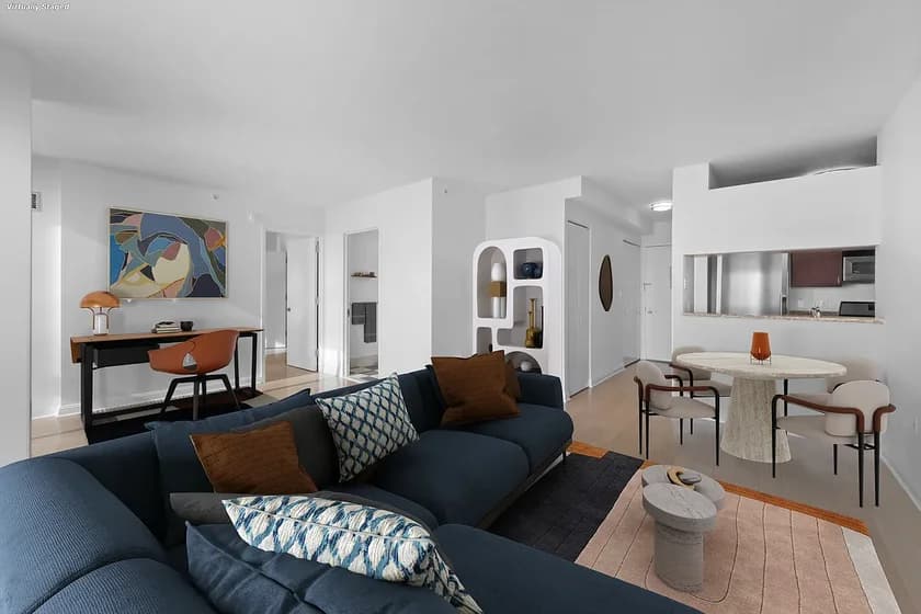 211 North End Avenue #10K, Manhattan, NY 10282 apartment_living_room 1