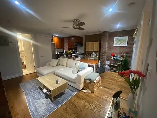 138 East 16 Street #3B, Manhattan, NY 10003 apartment_living_room 1