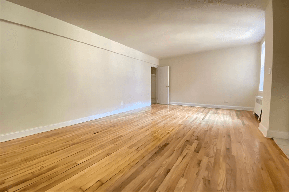 143-16 Barclay Avenue #1C, Queens, NY 11355