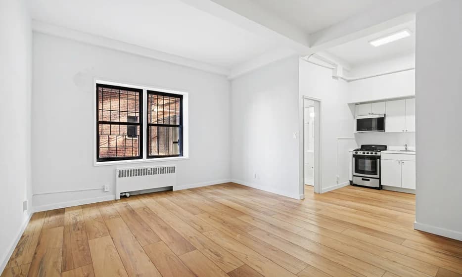 1995 Sedgwick Avenue #00A, Bronx, NY 10453 apartment_living_room 1