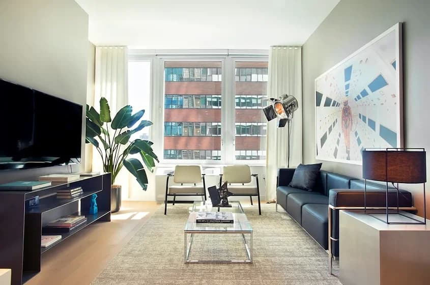 180 Water Street #715, Manhattan, NY 10038 apartment_living_room 1