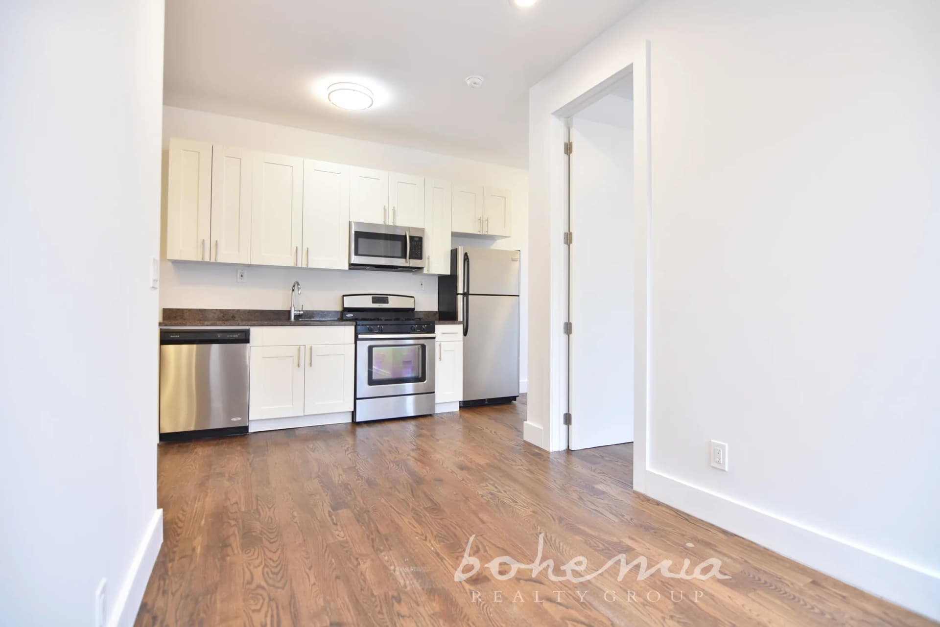 12 Pinehurst Avenue #5-J, Manhattan, NY 10033 1