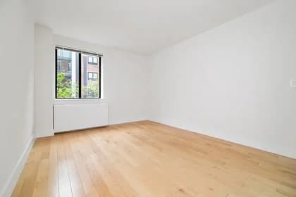 410 West 53 Street #520, Manhattan, NY 10019