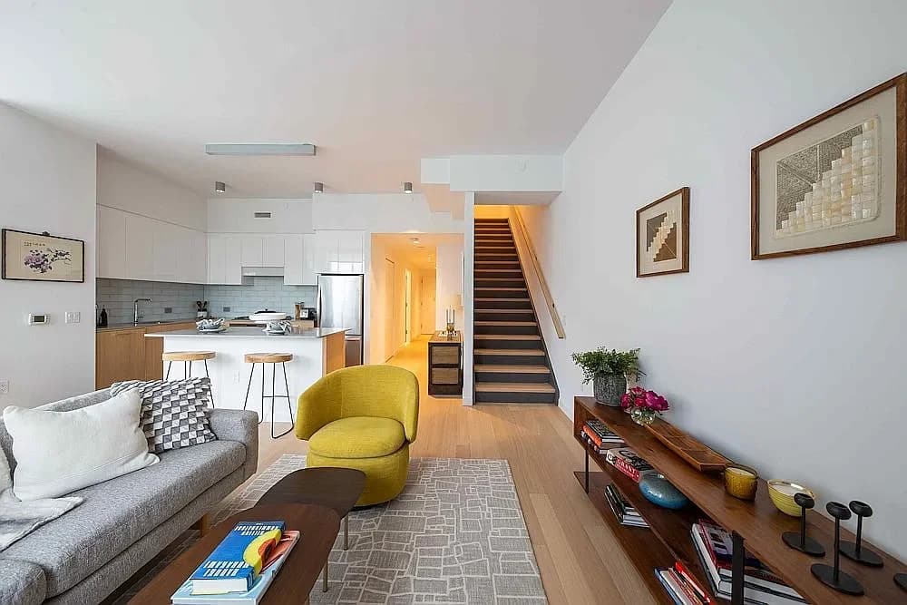 10 Halletts Point #722, Queens, NY 11102 apartment_living_room 1