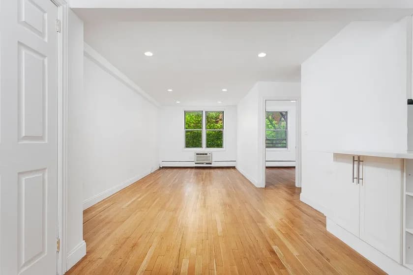 800 Cortelyou Road #3L, Brooklyn, NY 11218 apartment_living_room 1