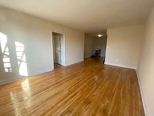 143-09 Barclay Avenue #5A, Queens, NY 11355 apartment_living_room 1