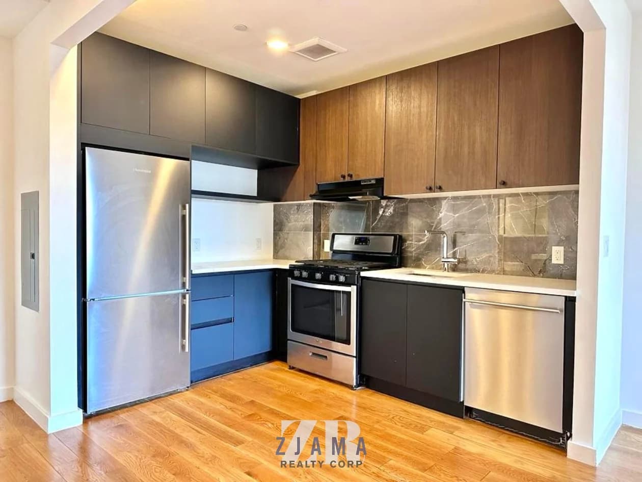25 East 19 Street #PHC, Brooklyn, NY 11226 1