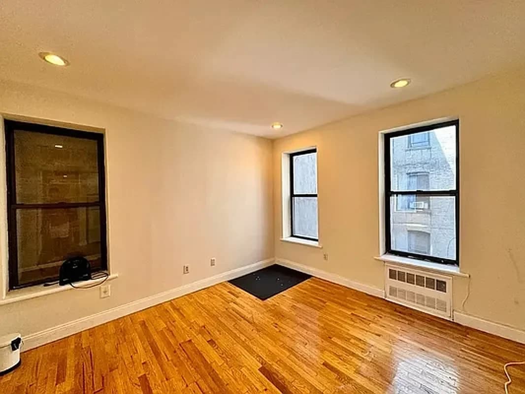 352 West 46 Street #2-C, Manhattan, NY 10036 apartment_living_room 1