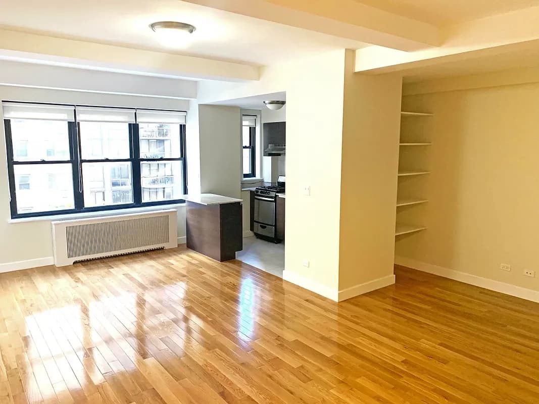 400 East 57 Street #8G, Manhattan, NY 10022 apartment_living_room 1