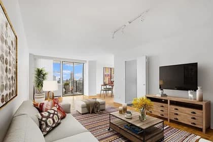 300 East 75 Street #4O, Manhattan, NY 10021