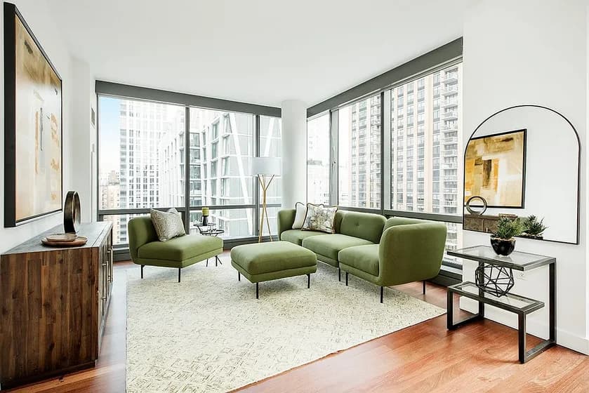 200 West 67 Street #15G, Manhattan, NY 10023 apartment_living_room 1