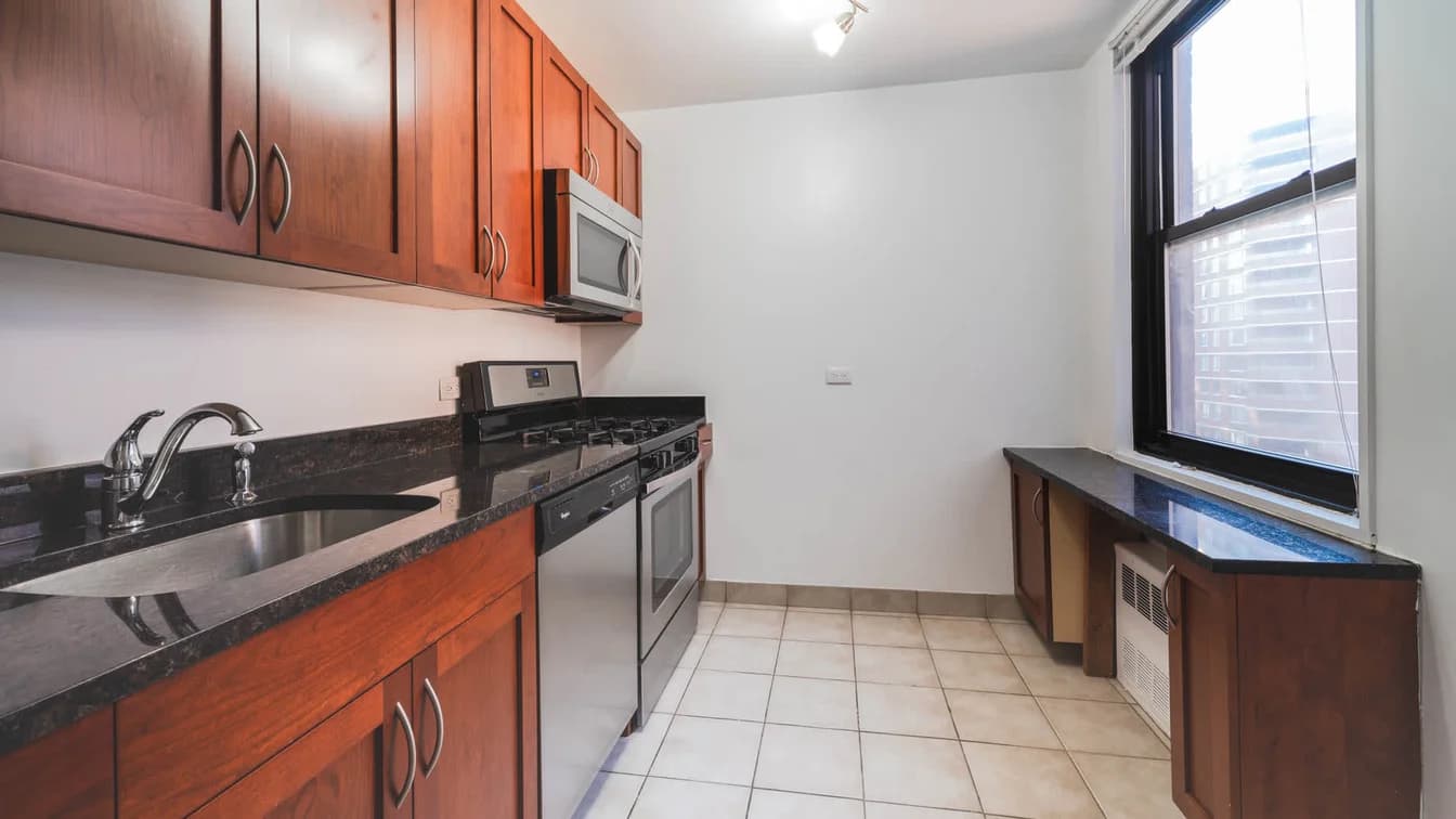 Parc East Apartments 240 E 27 St #18G, Manhattan, NY 10016 1