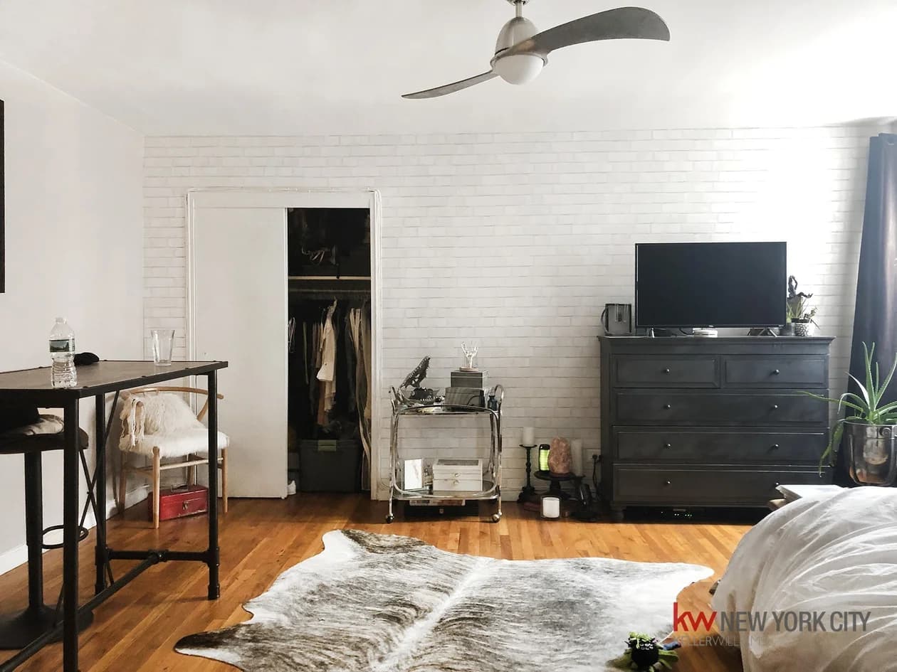 165 Christopher Street #6P, Manhattan, NY 10014 1