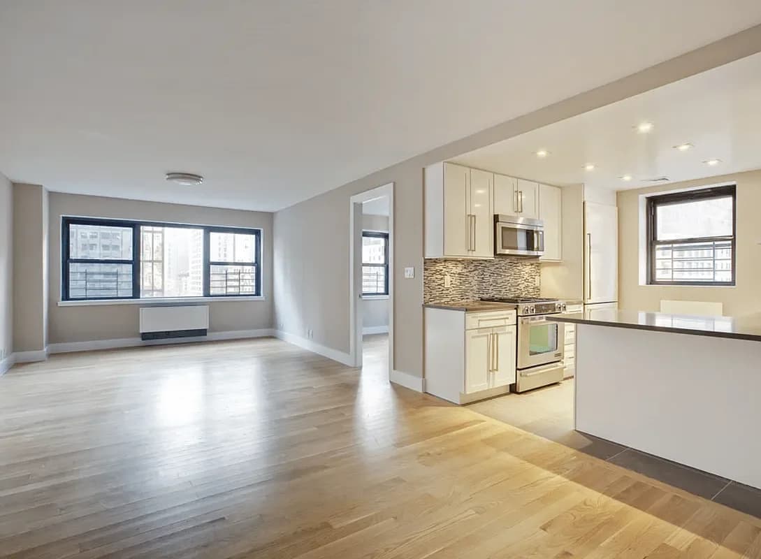 Embassy House 301 East 47 Street #11D, Manhattan, NY 10017 apartment_living_room 1