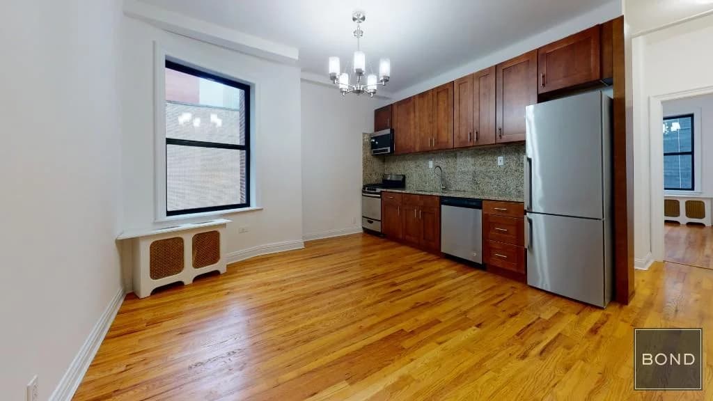 245 West 51 Street #808, Manhattan, NY 10019 1