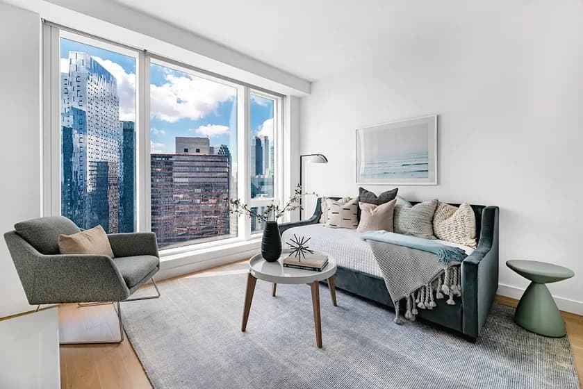 29-59 Northern Blvd #35M, Queens, NY 11101 apartment_living_room 1