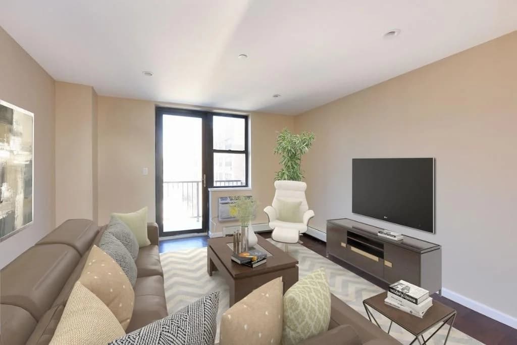 45 Hinckley Place #210, Brooklyn, NY 11218 1