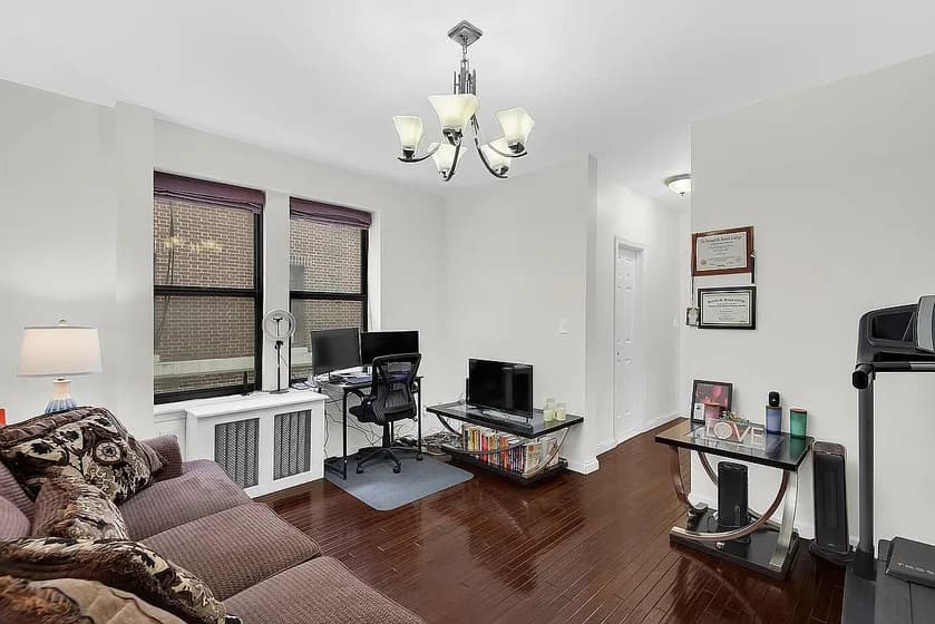 350 Clarkson Avenue #520, Brooklyn, NY 11226 apartment_living_room 1