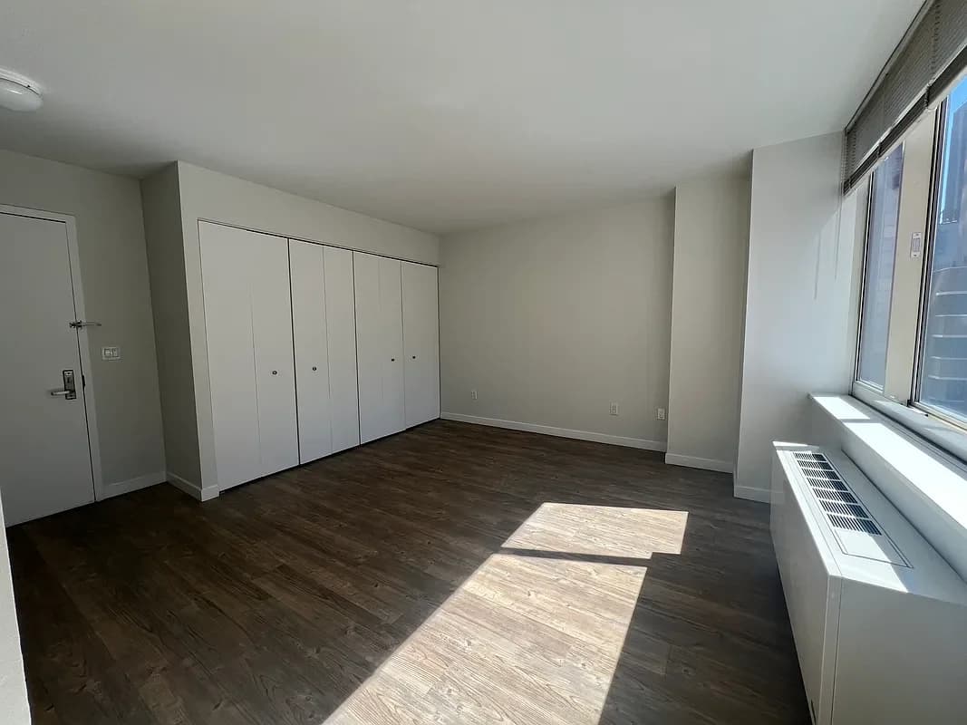Avalon Midtown West 826 8 Avenue #10T, Manhattan, NY 10019 apartment_living_room 1