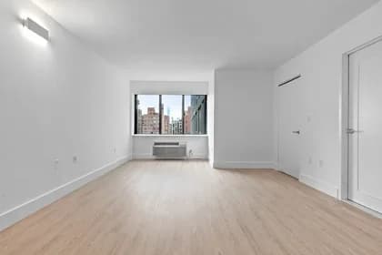 160 West 24 Street #12O, Manhattan, NY 10011