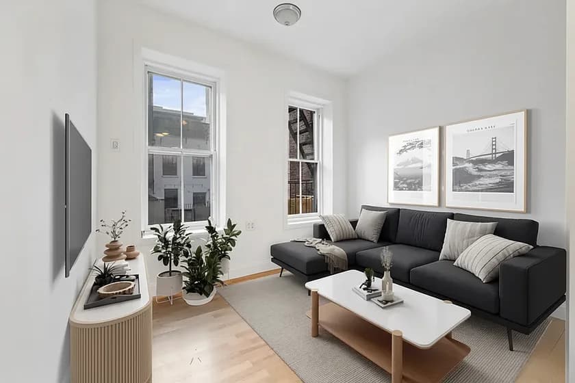 142 Sullivan Street #18, Manhattan, NY 10012 apartment_living_room 1