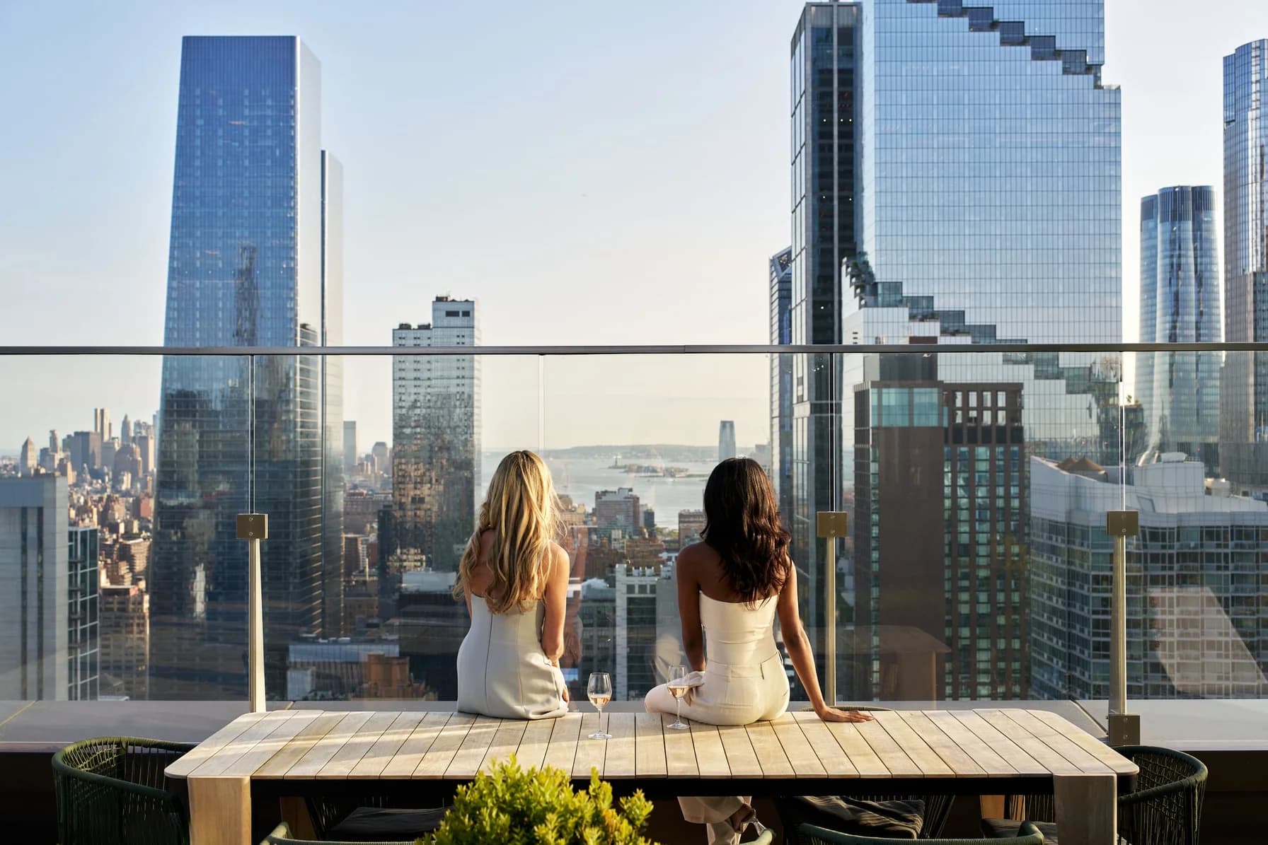 550 10 Avenue #3702, Manhattan, NY 10018 1