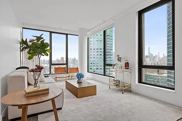 27-19 44 Drive #25C, Queens, NY 11101 apartment_living_room 1