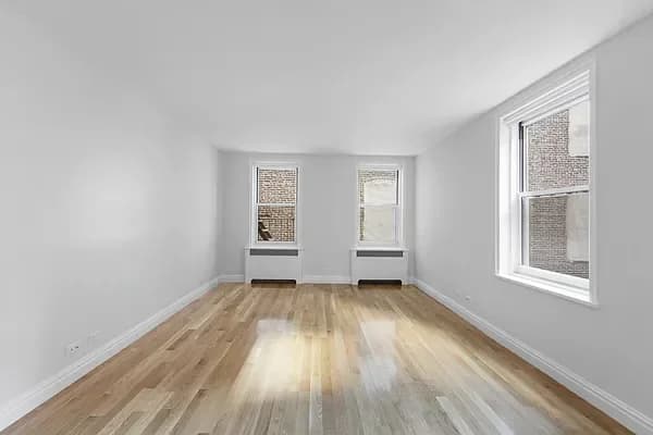 364 West 18 Street #5F, Manhattan, NY 10011