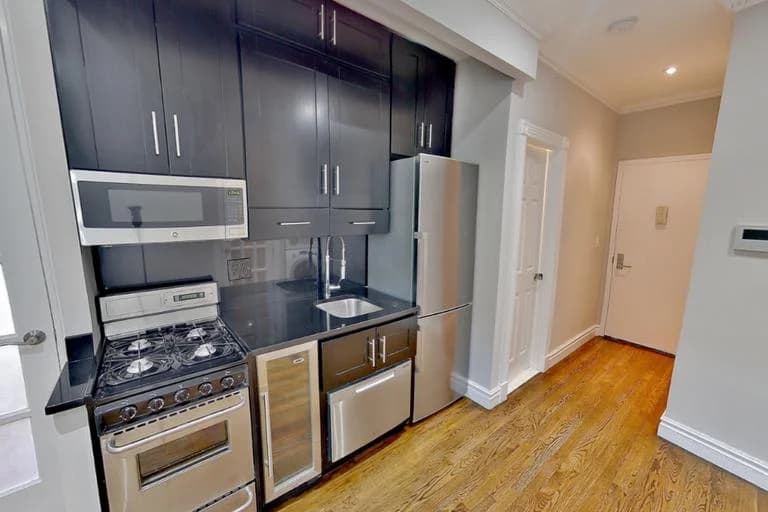 432 East 13 Street #16, Manhattan, NY 10009 1