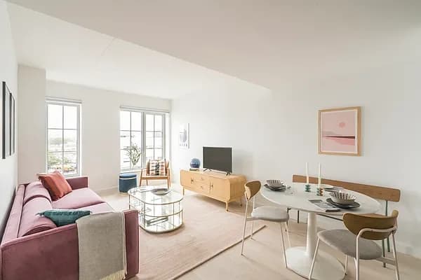 350 Clarkson Avenue #702, Brooklyn, NY 11226 apartment_living_room 1